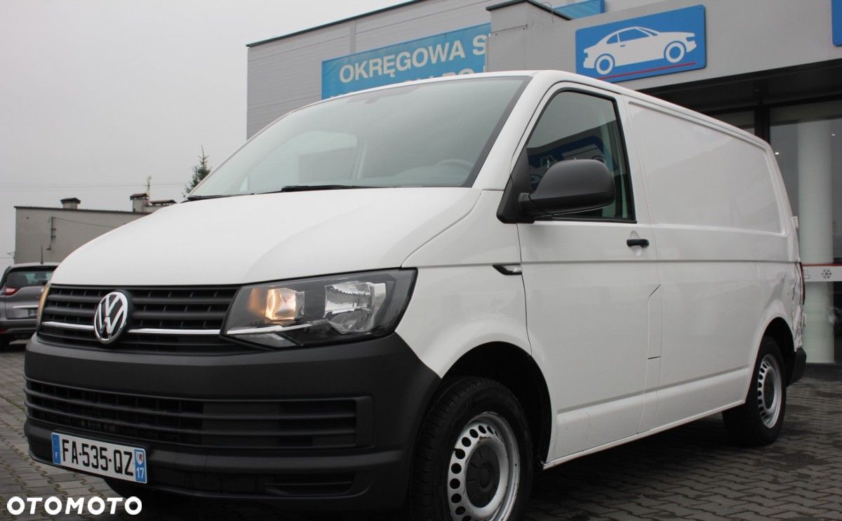 Volkswagen Transporter - 1