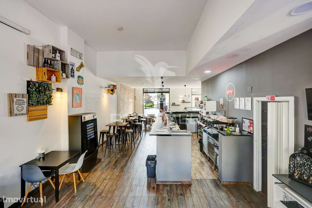 Espaço Comercial com Forte Potencial na Amadora | 104 m² + Esplanada - Grande imagem: 4/28