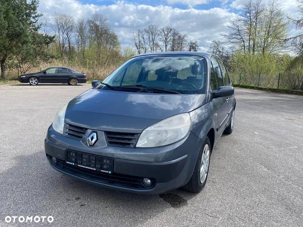 Renault Scenic - 1