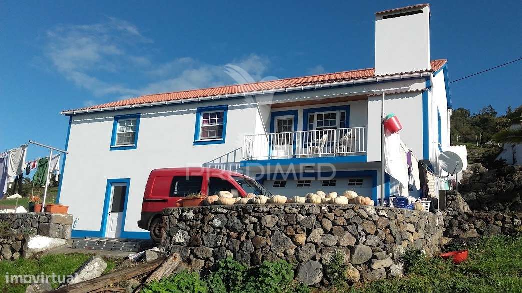Moradia com Vista Deslumbrante para o Mar e Ilha do Pico – Calheta,... - Grande imagem: 5/8