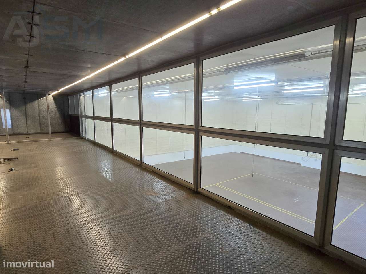 Armazém com 500 m² em São Marcos – Espaço e Versatilidade-32