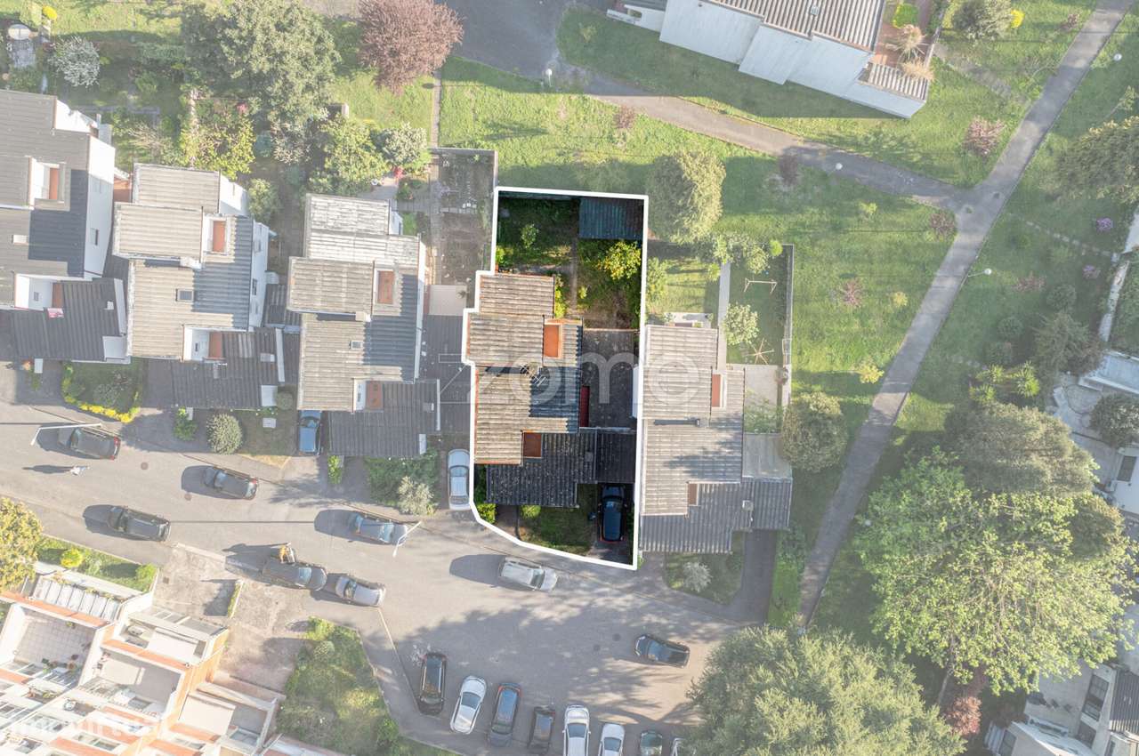 Moradia T4 em Banda em São José de São Lázaro, Braga-2