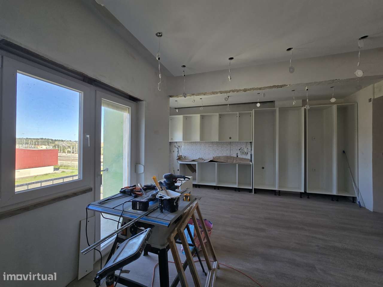 T2 totalmente remodelado | Suíte com walk-in closet | 3 varandas - Grande imagem: 5/38