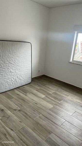 Apartamento T2 Portalegre centro Rossio - moderno e mobilado - Terraco - Grande imagem: 5/7