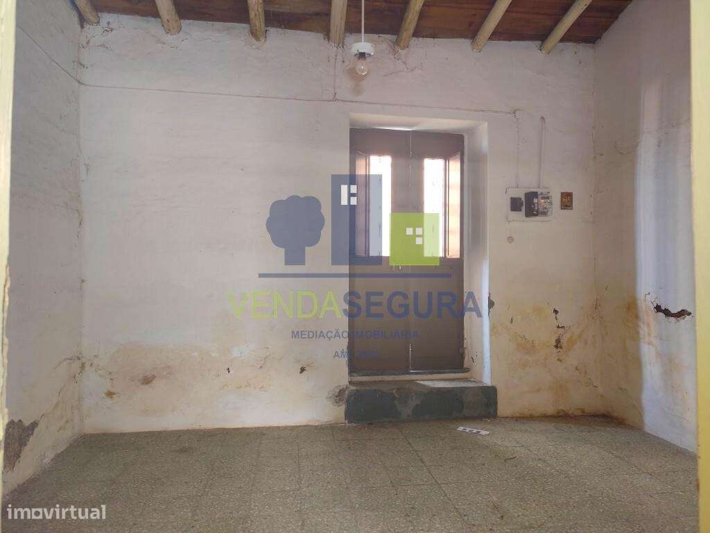 Moradia T2 com quintal | Santo Aleixo da Restauração - Grande imagem: 5/29