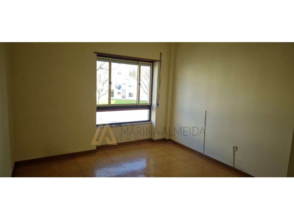 Apartamento t3 com 105m2, com zona de lavandaria, 2 varandas, e arr...-23