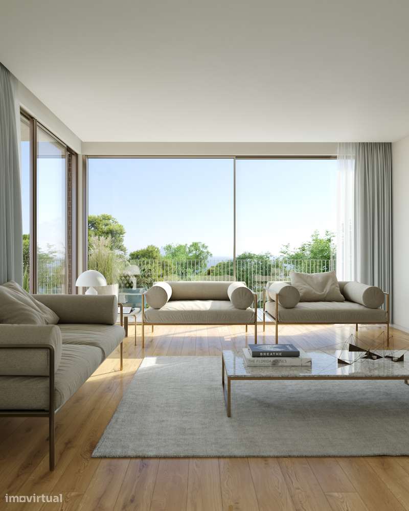 Bom T3 próx. da praia, 2 suites, sala com varanda e BOX (2 Carros)-11