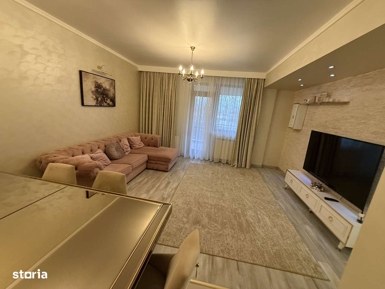 Apartament 3 camere zona Tomis Plus-1