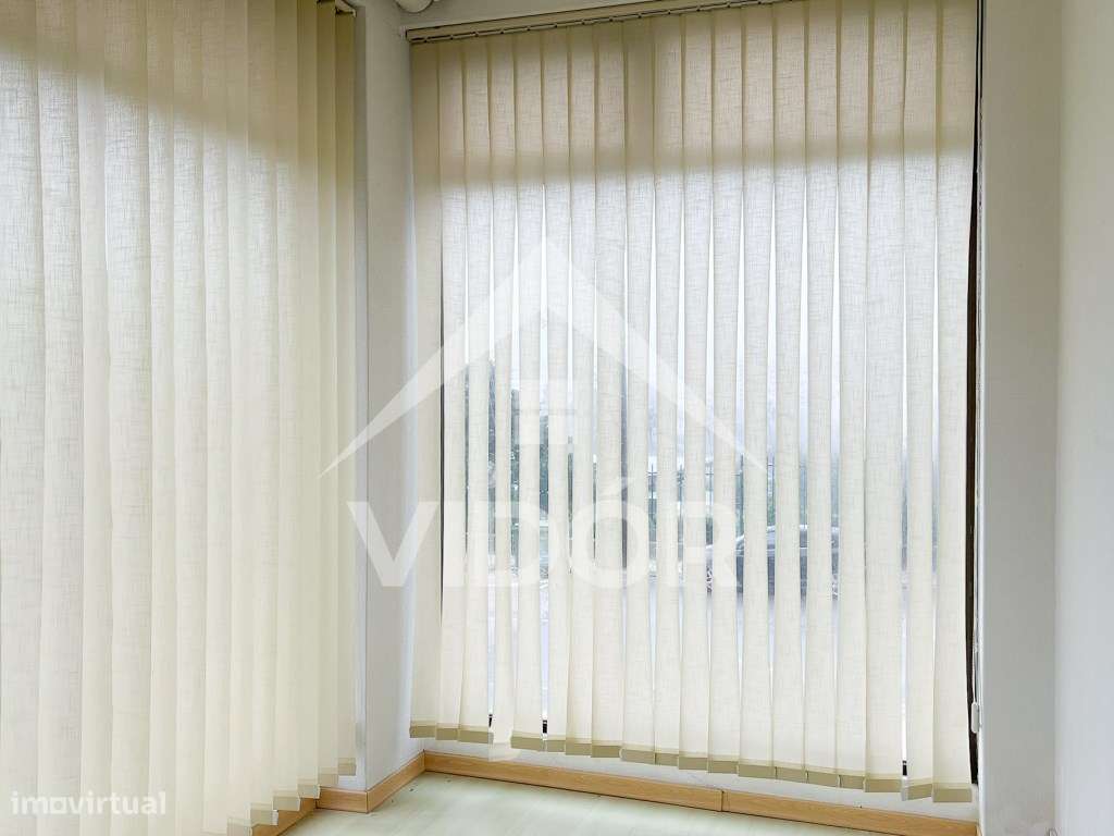 Espaço Comercial 1870m2 - Centro Figueira da Foz - Grande imagem: 2/12