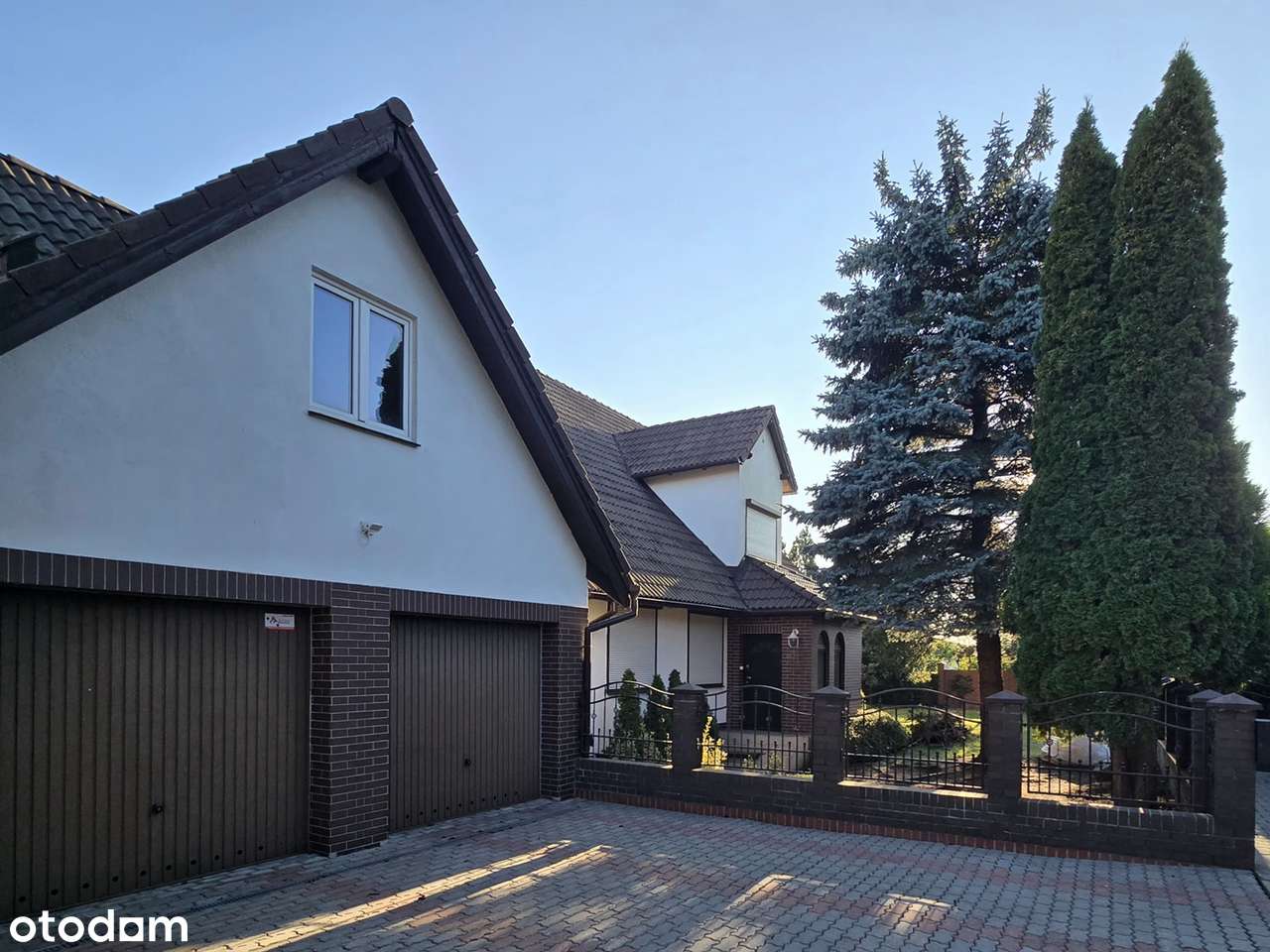 Komfortowy dom z ogrodem i niezależnym mieszkaniem-2