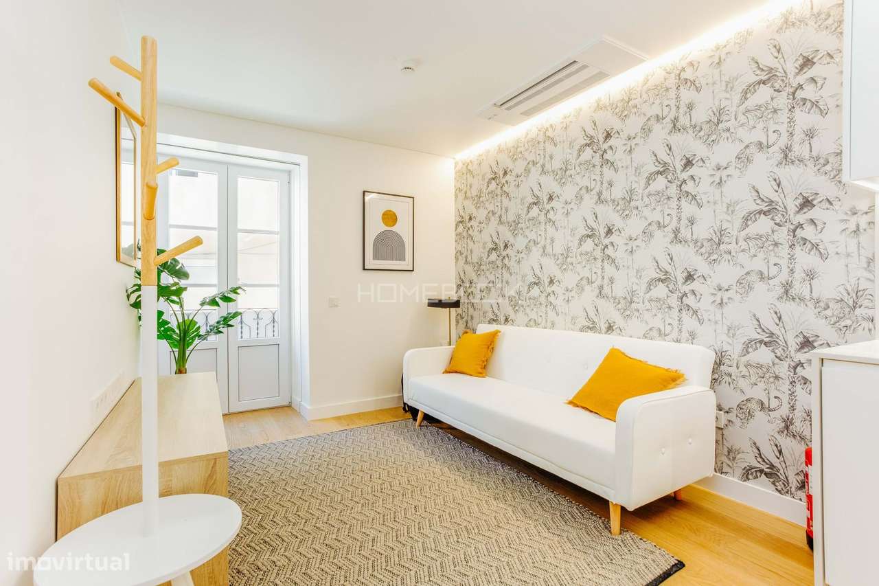 T1 junto ao Panteão Nacional, Alfama - Grande imagem: 4/15