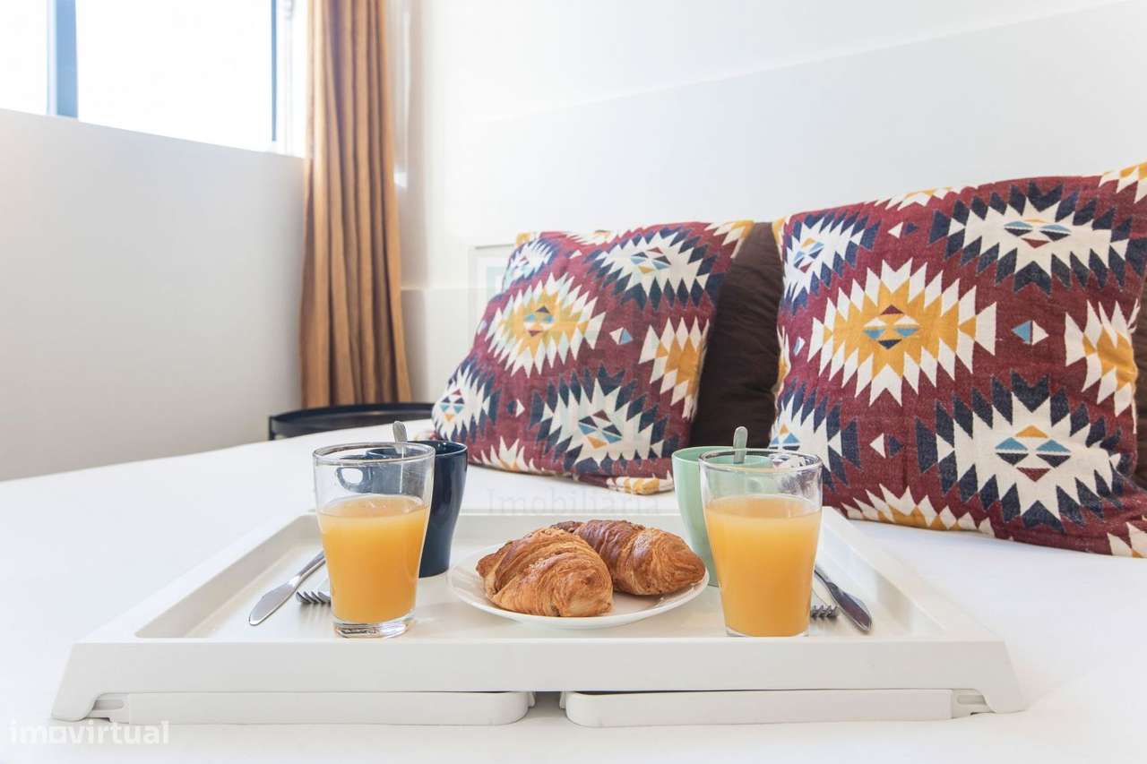 Moradia V2 mobilada e equipada para AL-28