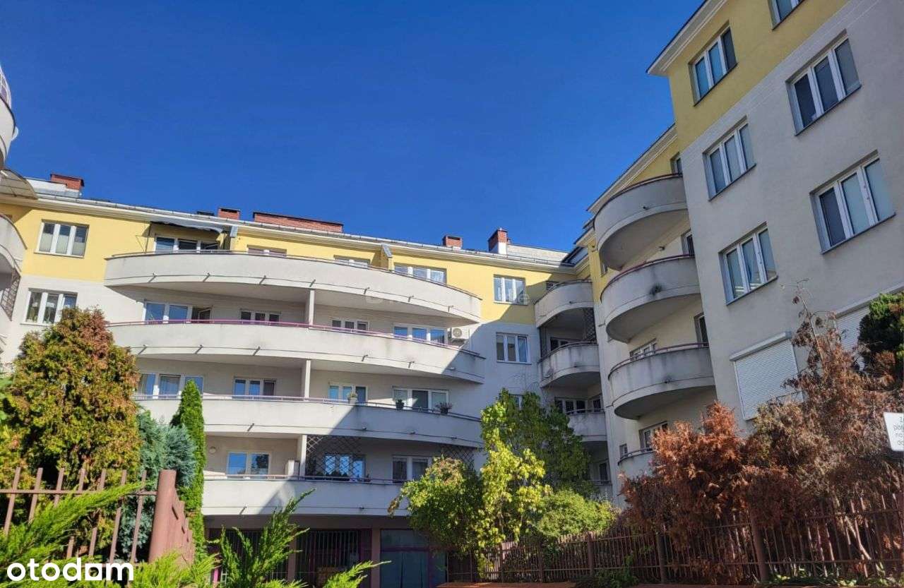 Do sprzedaży atrakcyjne, 2- pokojowe mieszkanie.-12