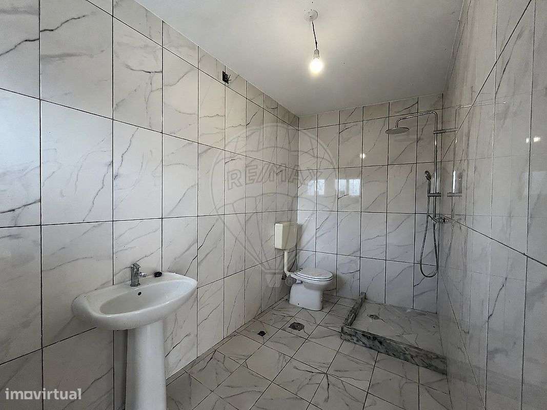 Moradia T3 para venda-24