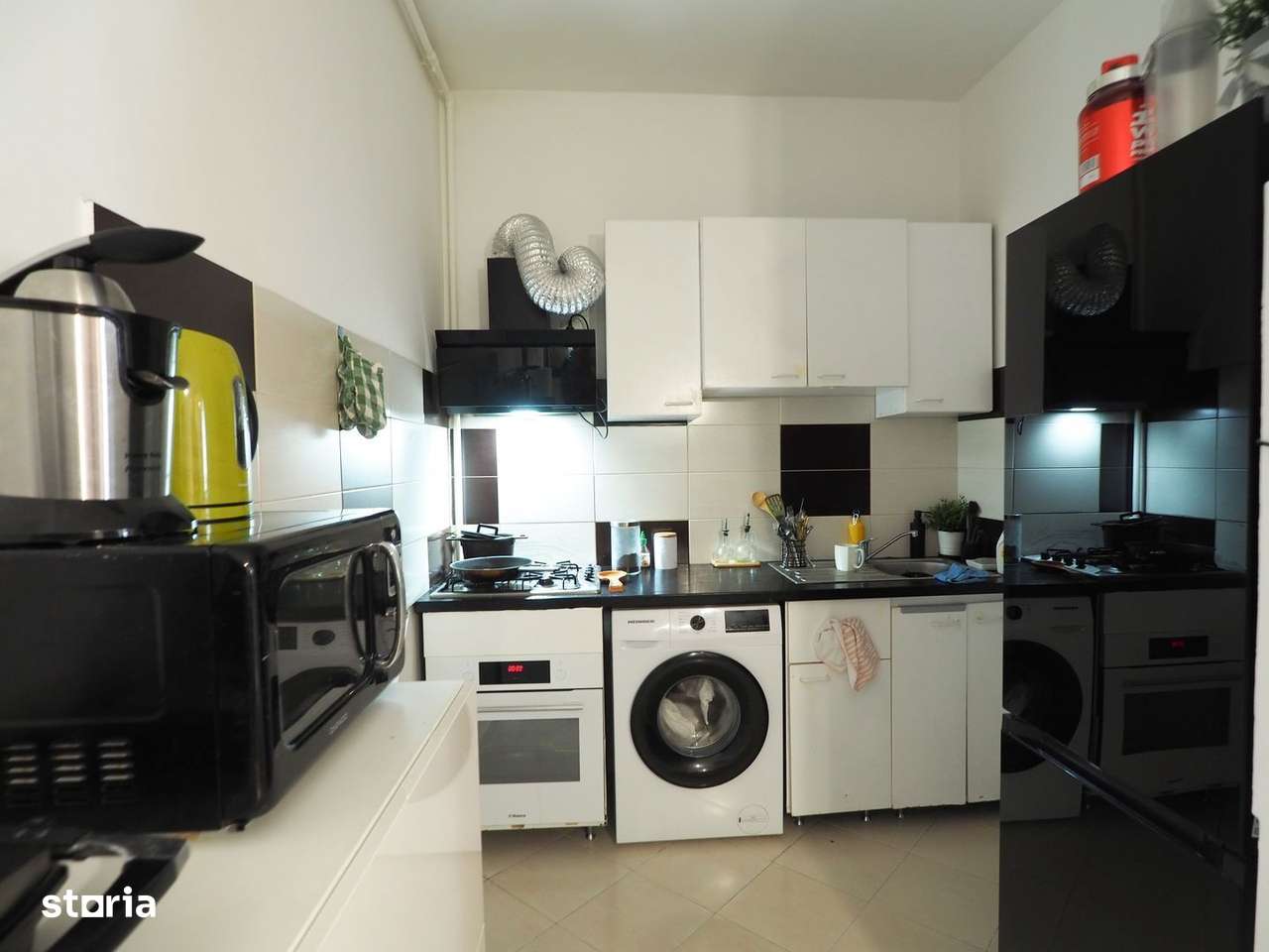 Vanzare 2 camere partial mobilat-1 mai-Victoriei-8