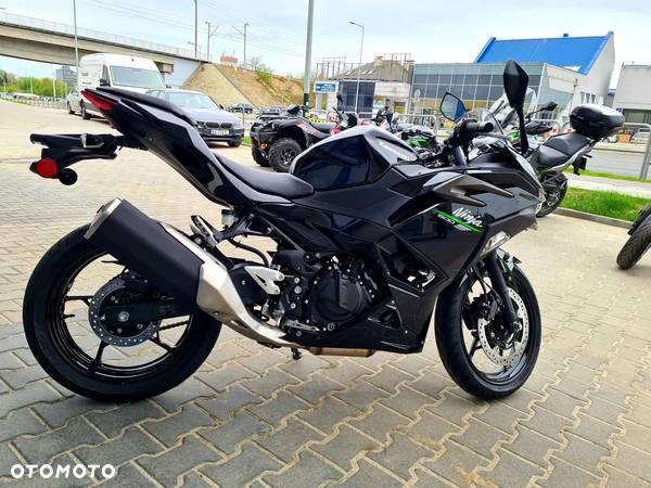 Kawasaki Ninja - 5