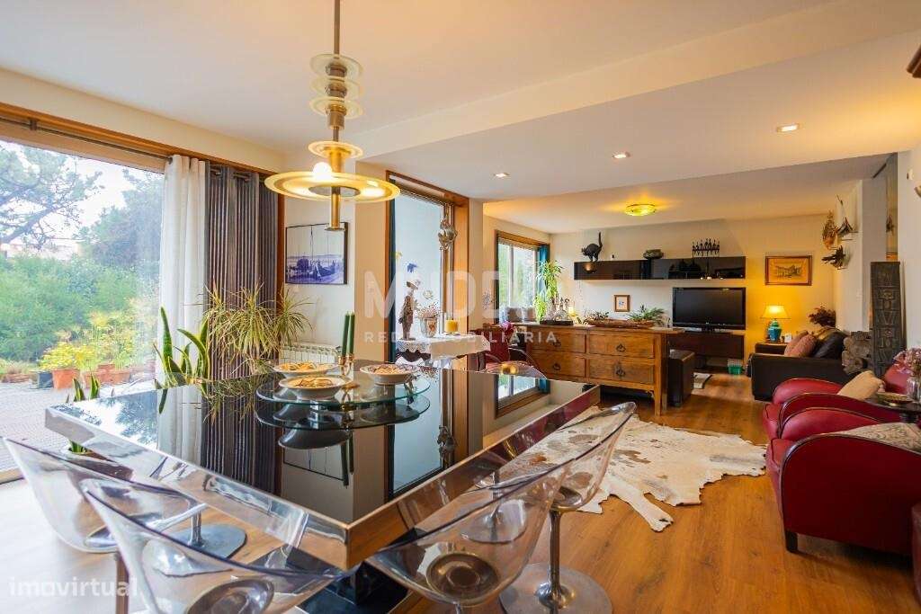 Viver na Torreira: Moradia T4 com Luz Natural e Espaço Exterior Único-12