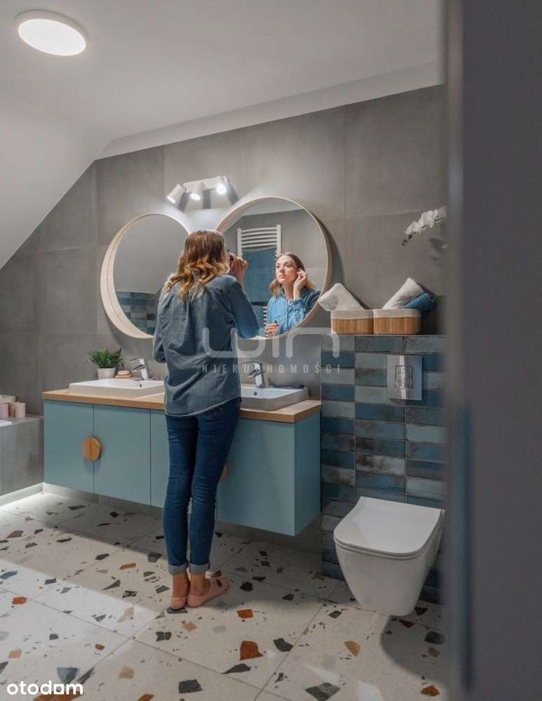 4km od Bielska-Białej i 4 km od Szczyrku-15