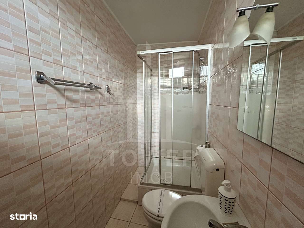 Pensiunea Polyana – business la cheie în inima stațiunii balneoclimate - Imagine principală: 4/20