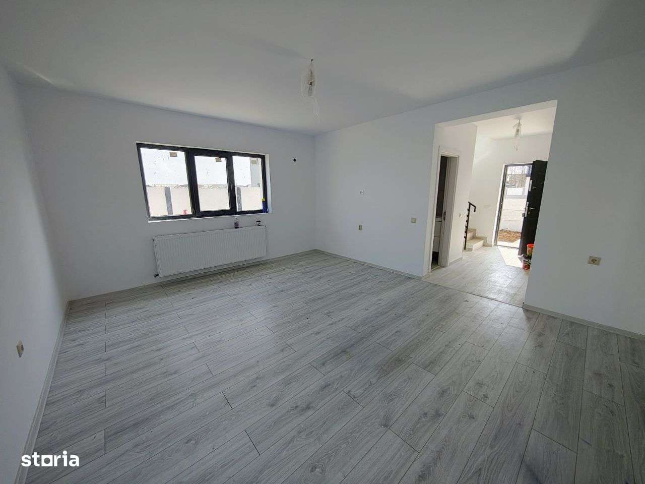 Casa individuala Clinceni, 5 min autobuz , 10 min Bucuresti - Imagine principală: 2/17