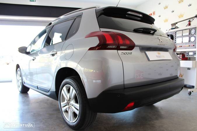 Peugeot 2008 1.6 BlueHDi Style - 4