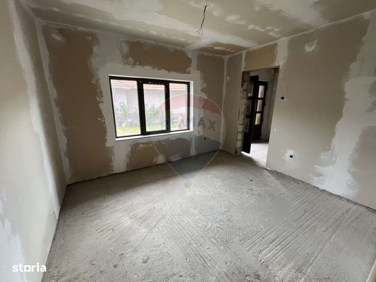 Casă de vânzare în Câmpulung la preț de apartament.-17