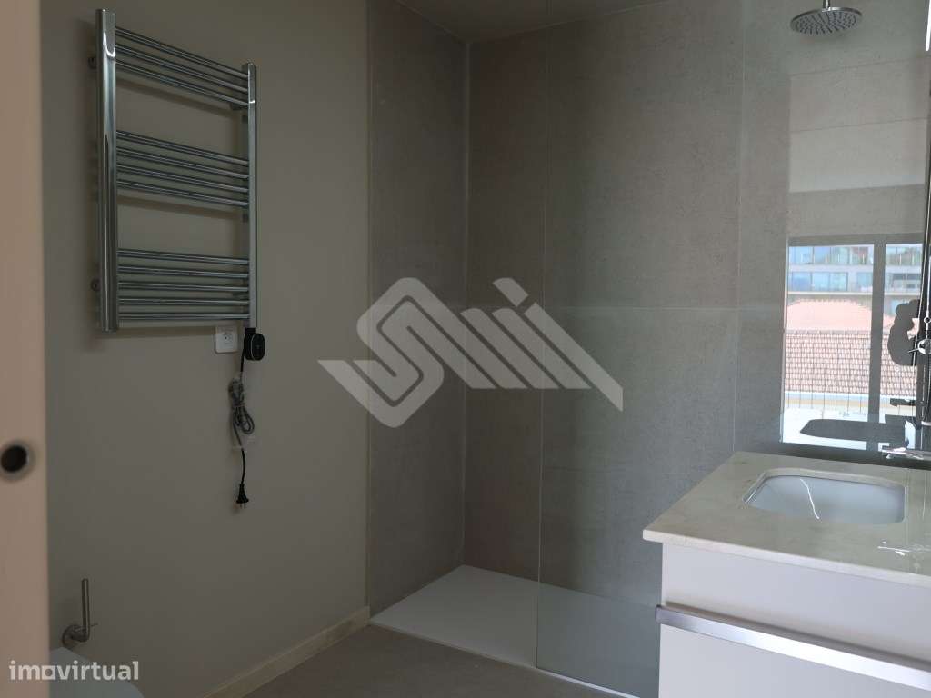 Apartamento T1 com Vista Panorâmica - Rotunda da Boavista / Casa da...-11