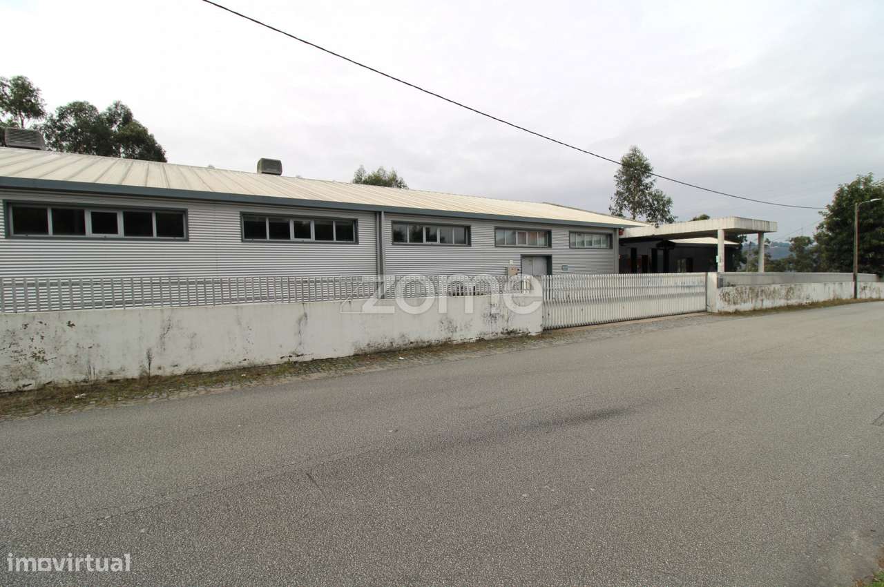 PAVILHÃO c/ 2000m2 FELGUEIRAS - Grande imagem: 2/24