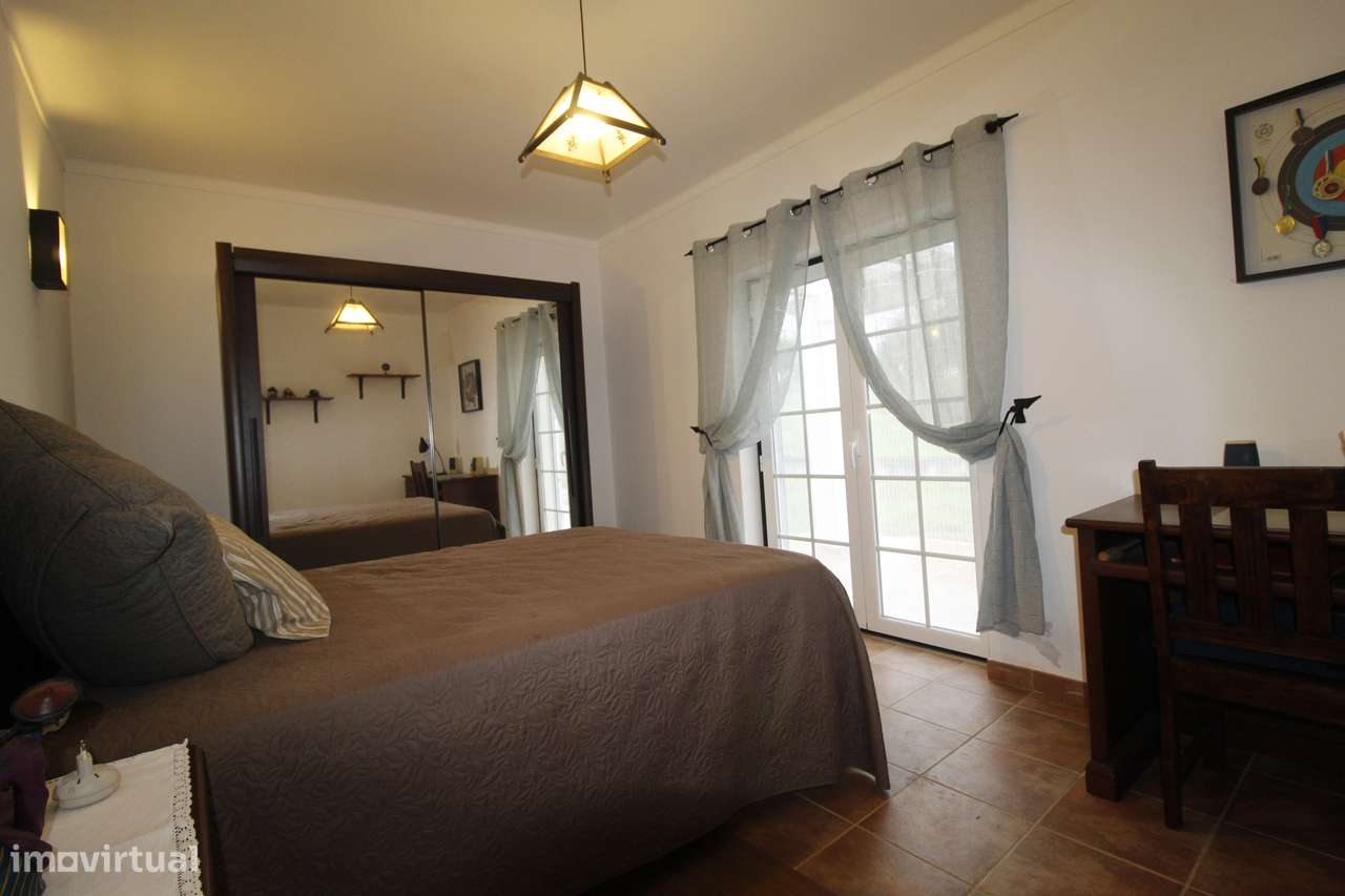 Moradia T4 com Terreno-11