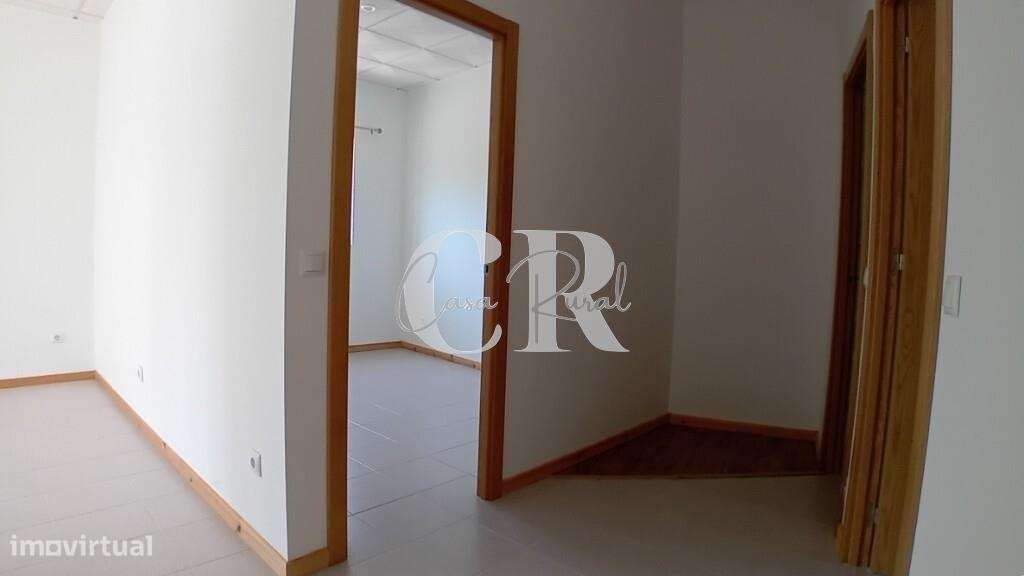 Apartamento R/C renovado para venda no centro de Figueiró dos Vinhos-5
