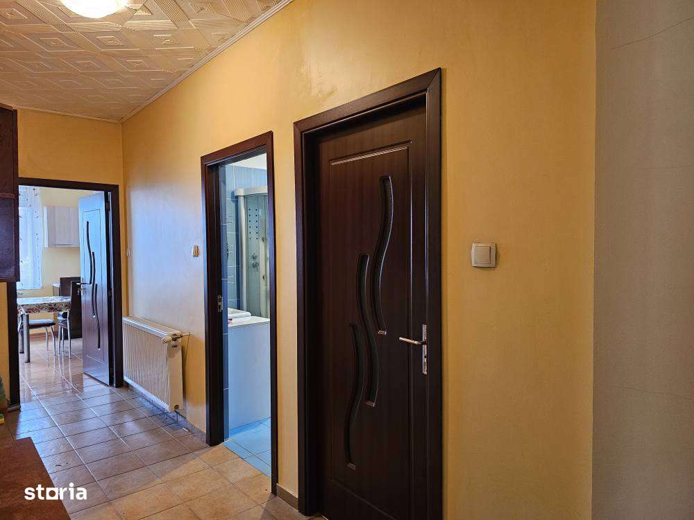 De vânzare casă  cu 5 camere si teren generos - Imagine principală: 5/20