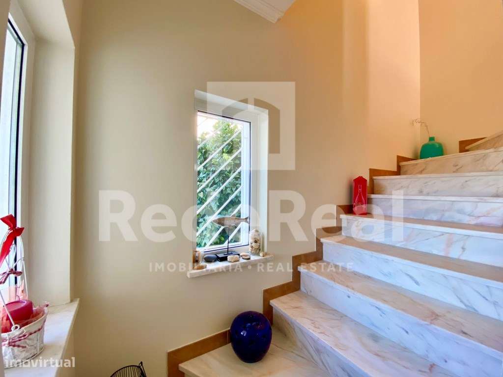 Moradia com Piscina perto da praia-16