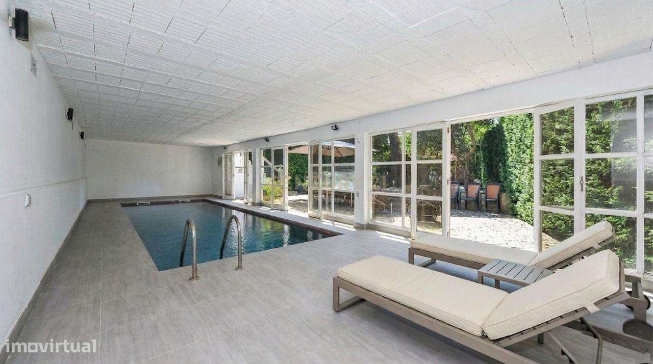 Exclusiva Villa do Século XIX com Piscina Interior em Parede, Cascais-15