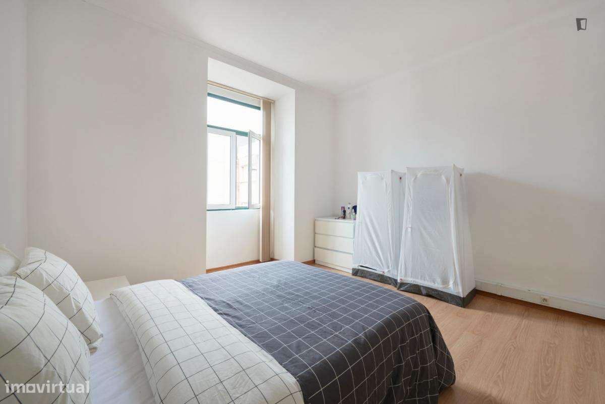 Quarto - localizado em Entrecampos Lisbon - Grande imagem: 2/9