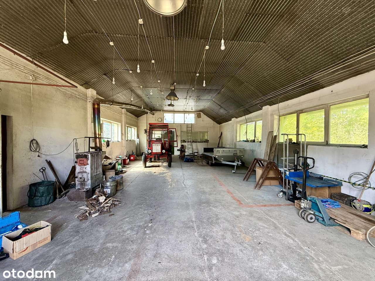 Na sprzedaż: budynek pod działalność gospodarczą – przy trasie S17-5