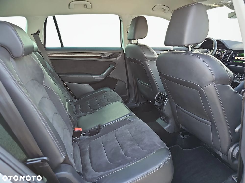 Skoda Kodiaq SCOUT 7.os / Bezwypadkowy / Pierwszy właściciel / Serwis ASO/ FV-23%