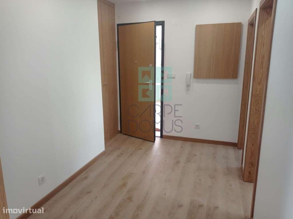 Apartamento T2, totalmente remodelado, Casal de São Brás - Amadora-7