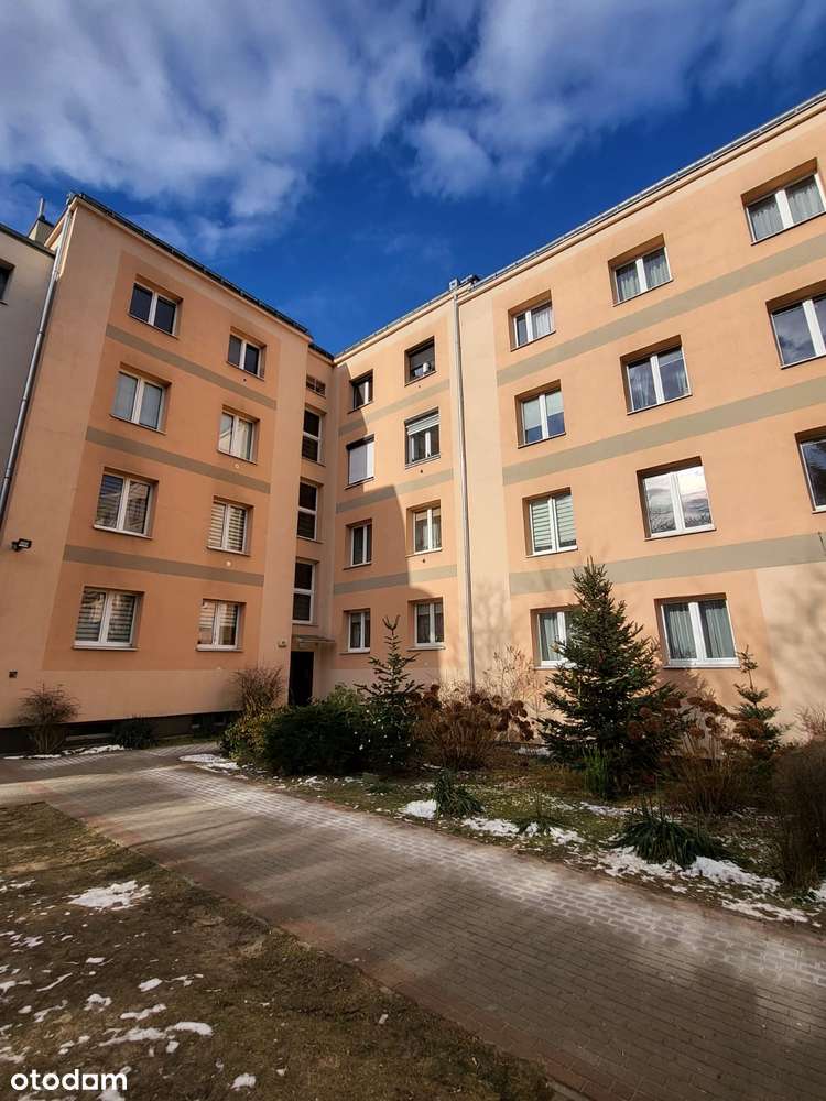 Przytulne 2-pokojowe mieszkanie na Dębcu.