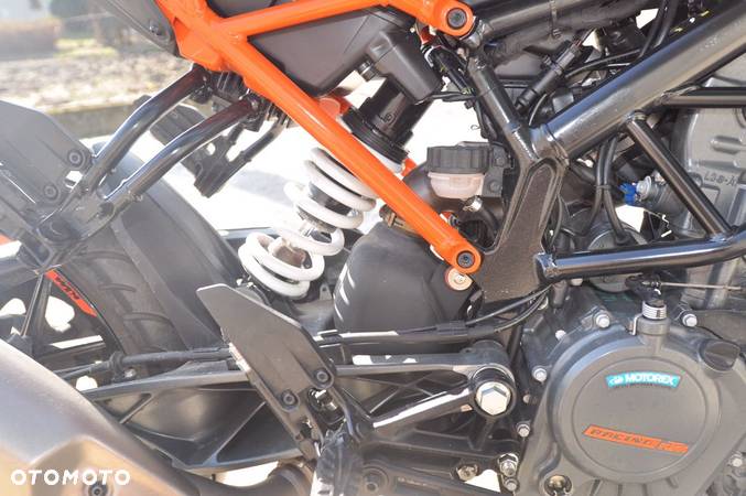 KTM Duke - 13