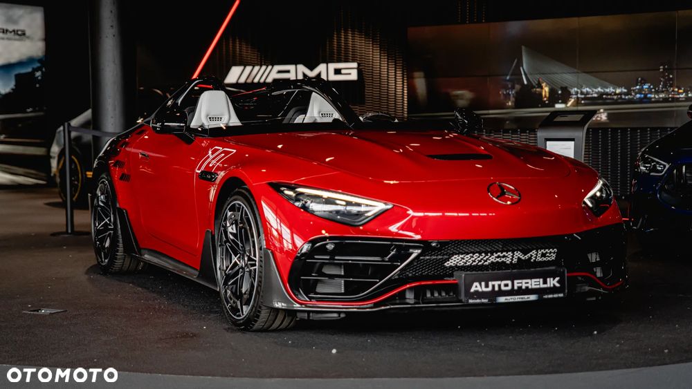 AMG PureSpeed, 1 z 250 szt., 4.0 V8 Biturbo, 585 KM, 800NM