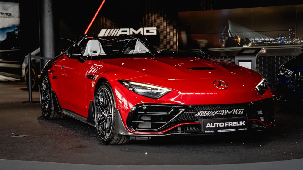 AMG PureSpeed, 1 z 250 szt., 4.0 V8 Biturbo, 585 KM, 800NM