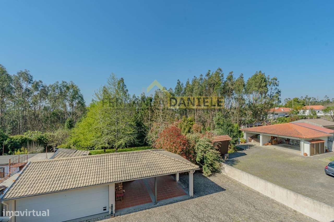 Moradia em Travanca com 3 suítes e 1425m2 de terreno-46