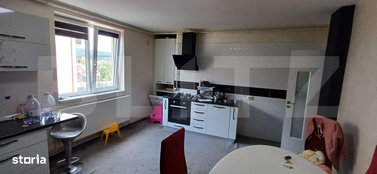 Apartament spatios, 93 mp utili, mobilat complet – Zona Hotel Diana - Imagine principală: 1/14