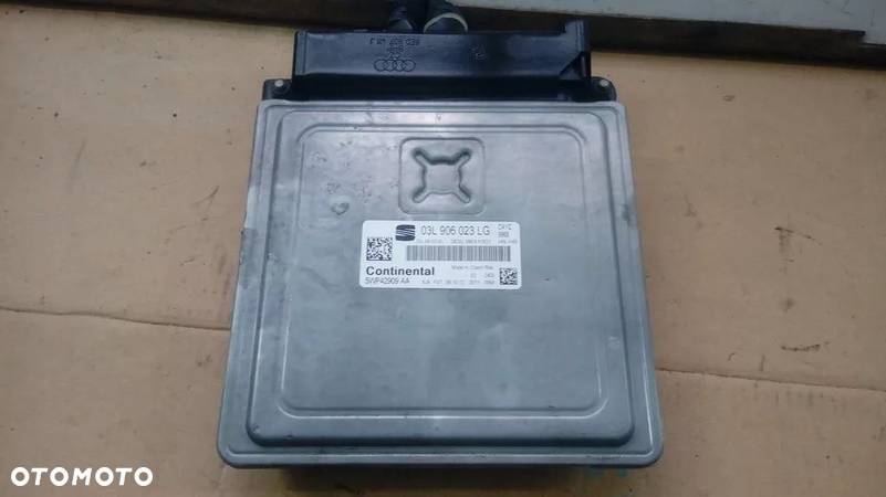 KOMPUTER STEROWNIK VW AUDI 1.6 TDI CAY 03L906023LG - 3