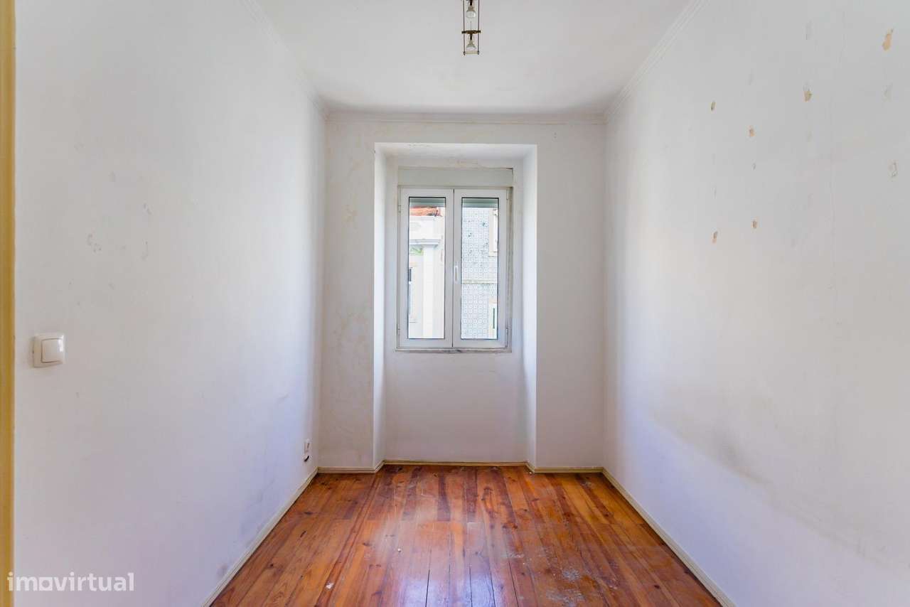 T3+1 Duplex em Edifício Recuperado!-24