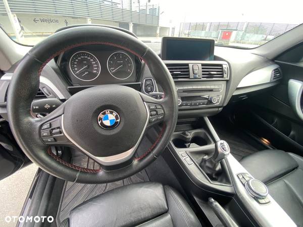 BMW Seria 2 218d Coupe Sport Line - 11