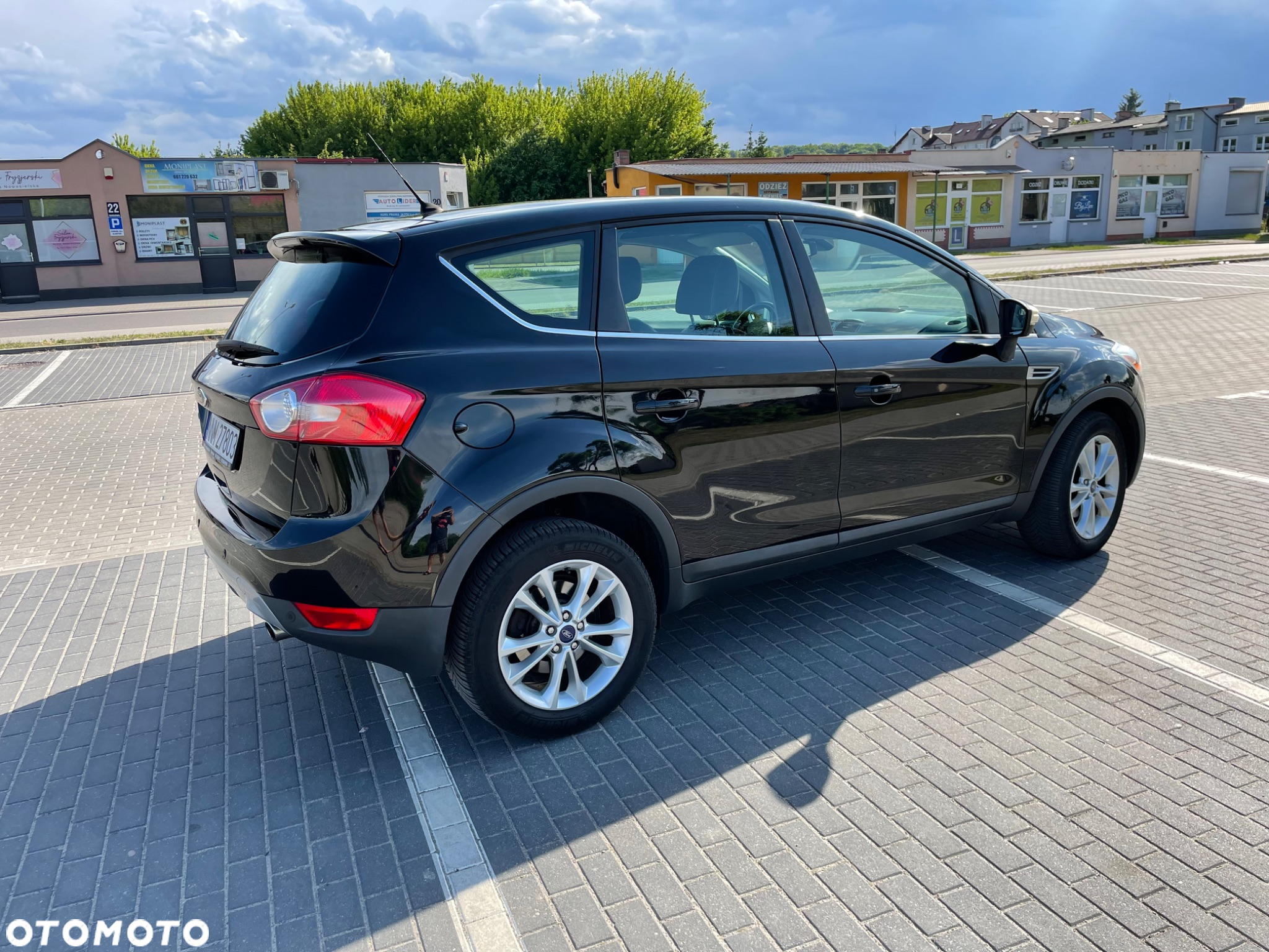 Ford Kuga 2.0 TDCi 2x4 Trend - 2