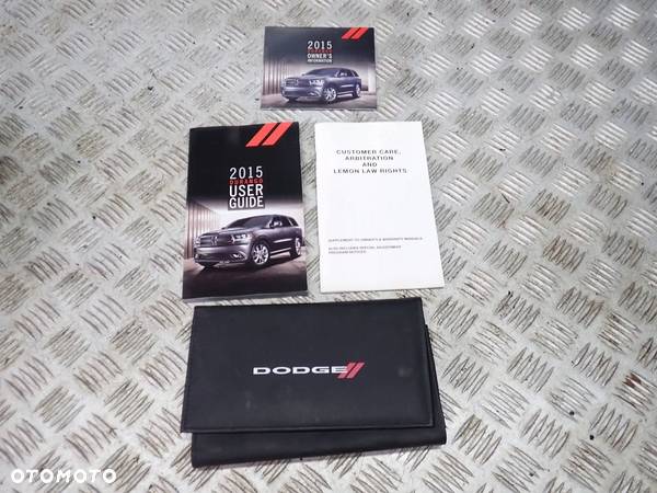 Instrukcja Obsługi Etui Kpl. Dodge Durango 2015 - 1