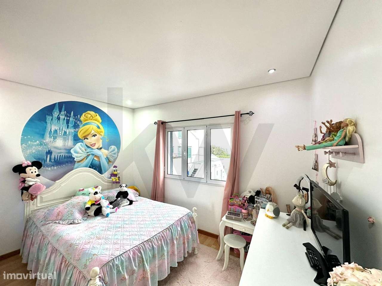 Moradia T2 nas Capelas, perto da zona balnear do poços e comercio. - Grande imagem: 5/10