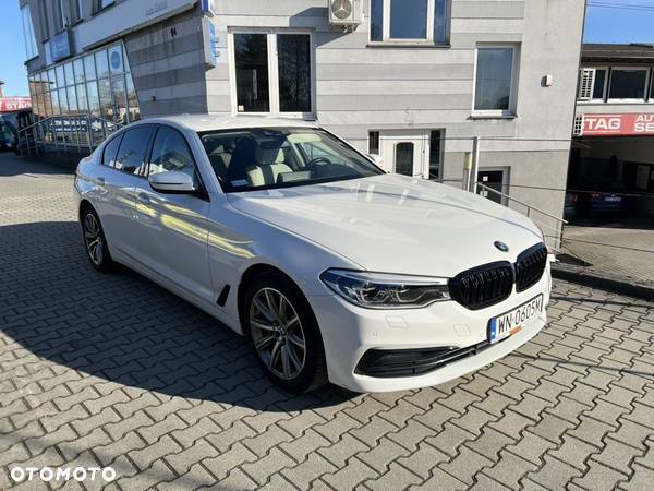 BMW Seria 5 530i Luxury Line - 1